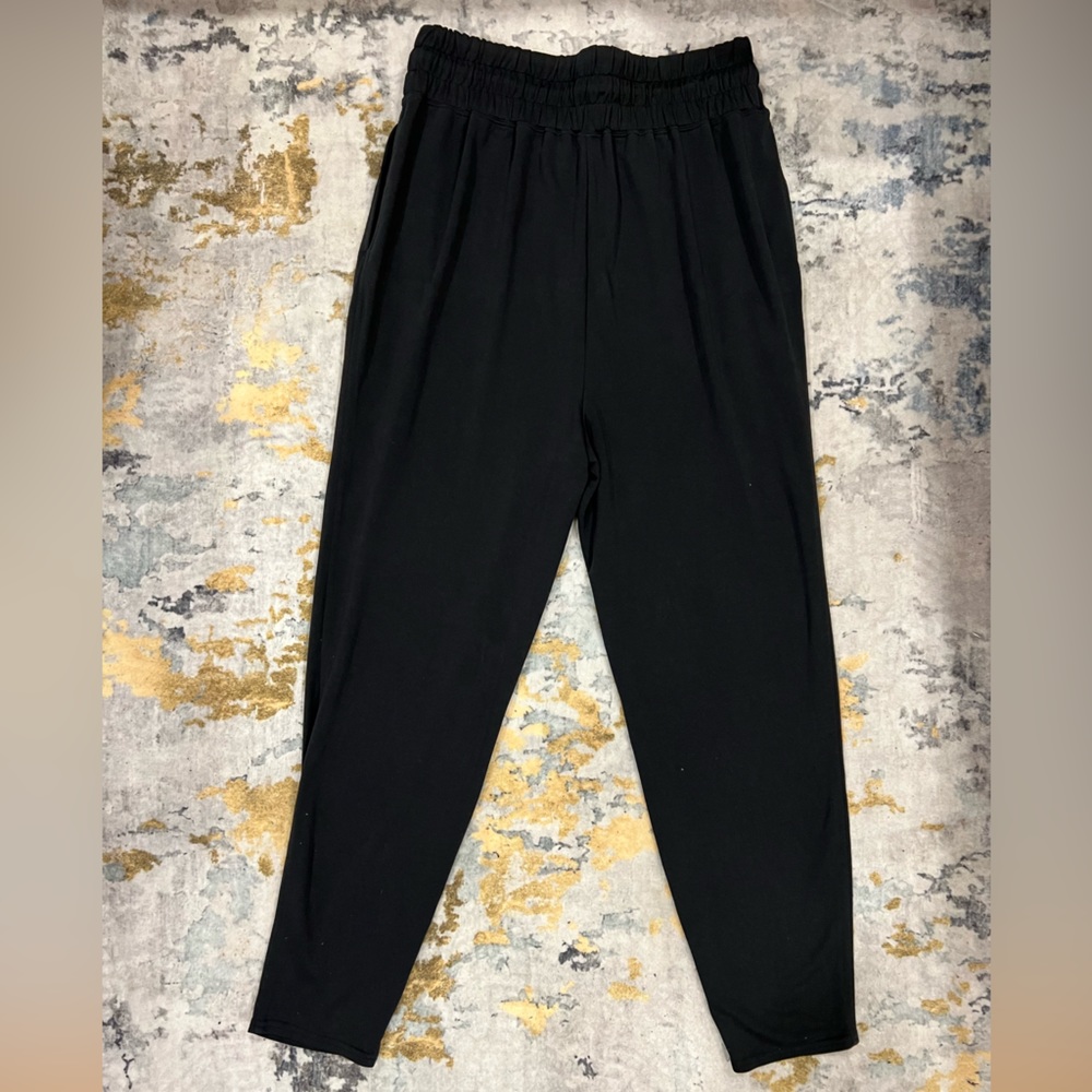 Fabletics High-Waisted Joggers - Picture 4 of 4